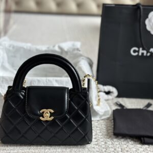 Chanel 23K kelly ショルダーバッグ 洗練されたハンドバッグ